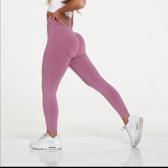 NVGTN Pants - NVGT leggings size small